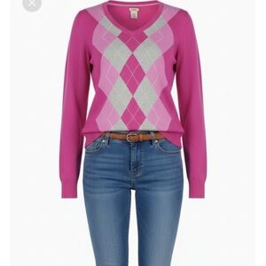 Izod Pink and Gray V-Neck Argyle Sweater